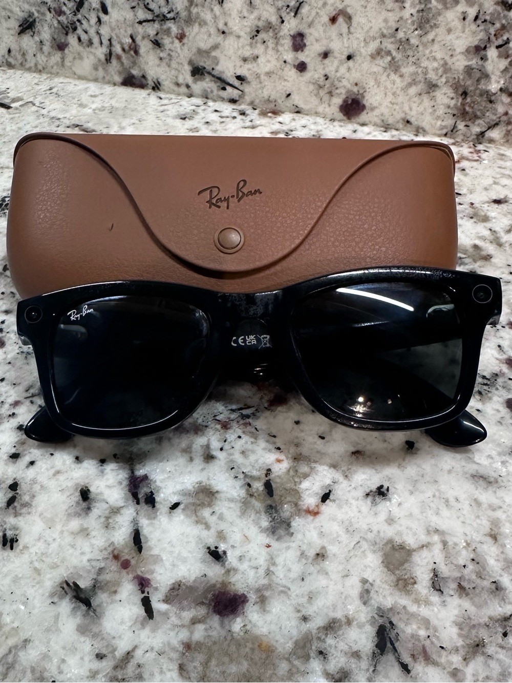 Ray-Ban meta glasses Wayfarer black